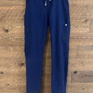 Figs Women's Navy Yola Skinny Scrub Pants